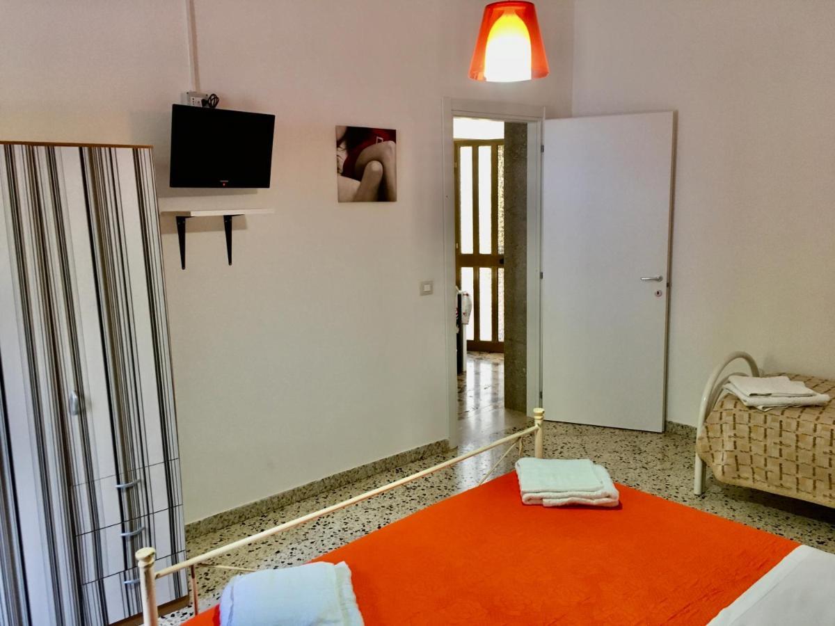 Appartamento I Tramonti Di Cofano 卡斯泰卢佐 外观 照片