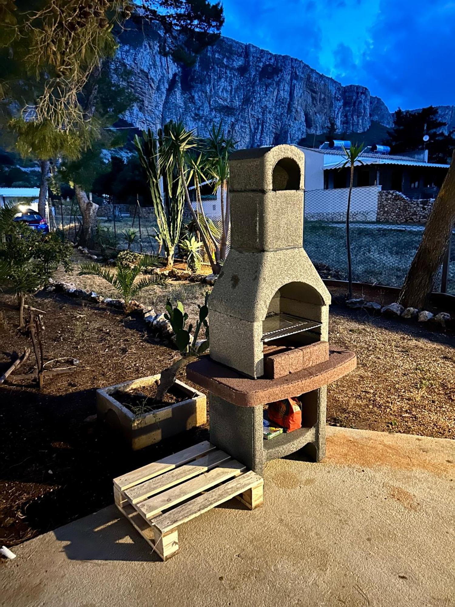 Appartamento I Tramonti Di Cofano 卡斯泰卢佐 外观 照片